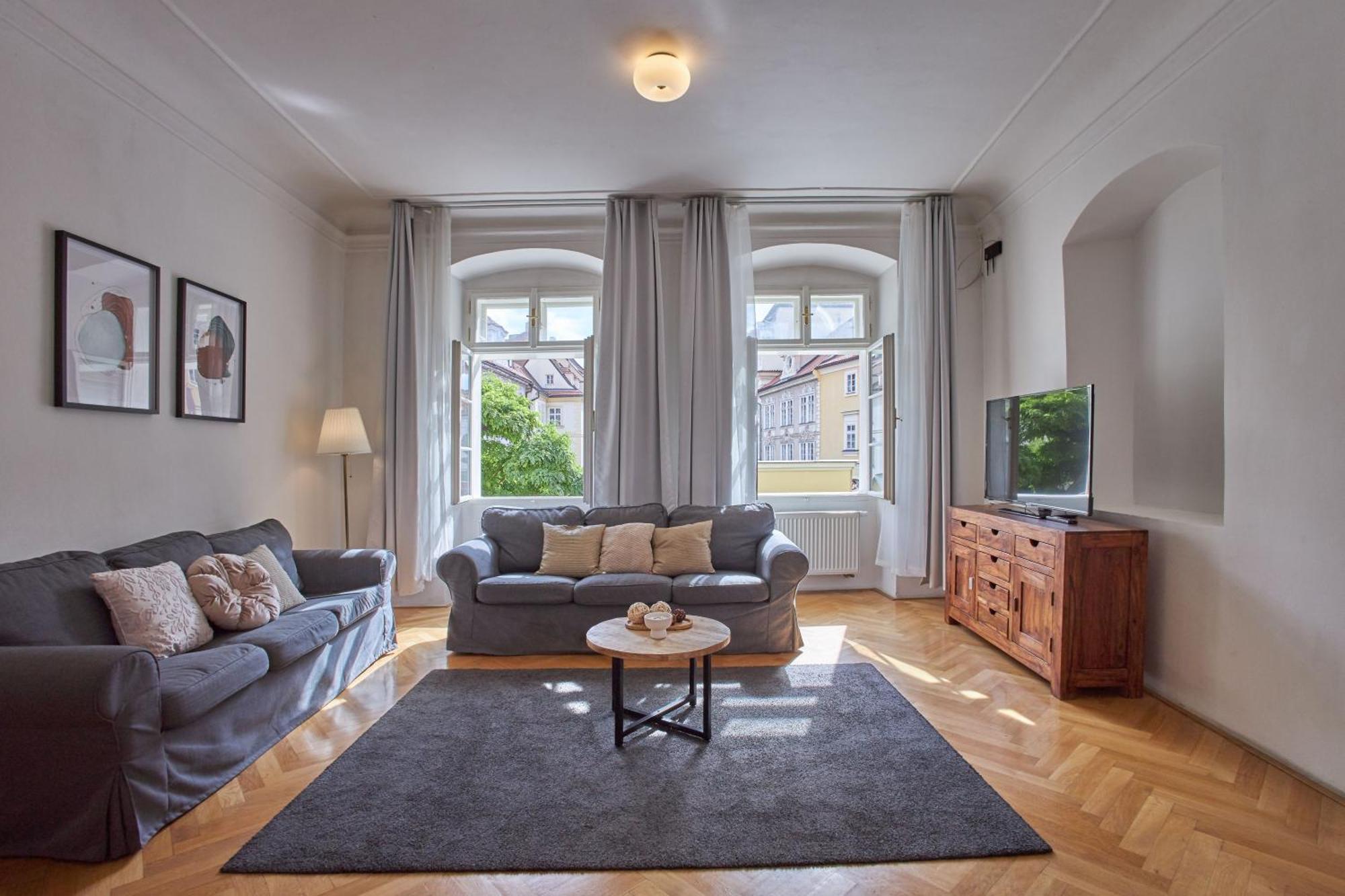 Charles Bridge Suites — Photos 3